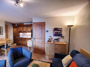 Charmant 3P aux Menuires, 43m², 2 ch, 2 sdb, 6 pers, pied des pistes, parking, balcon sud - FR-1-178-373